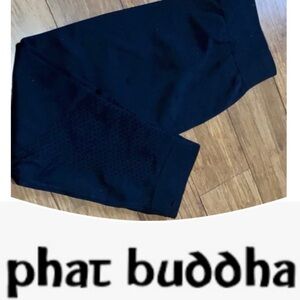 Phat Buddha Barrow Capri Yoga Leggings